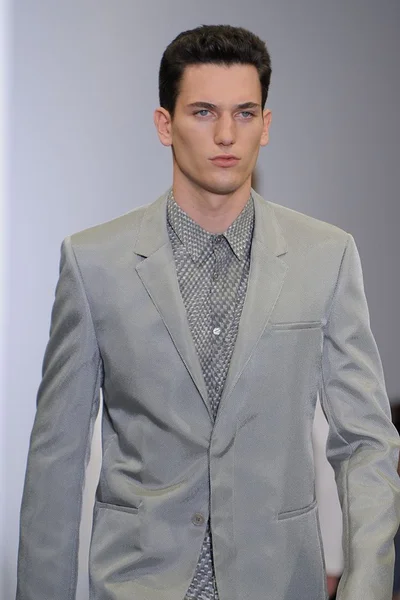 Look 33